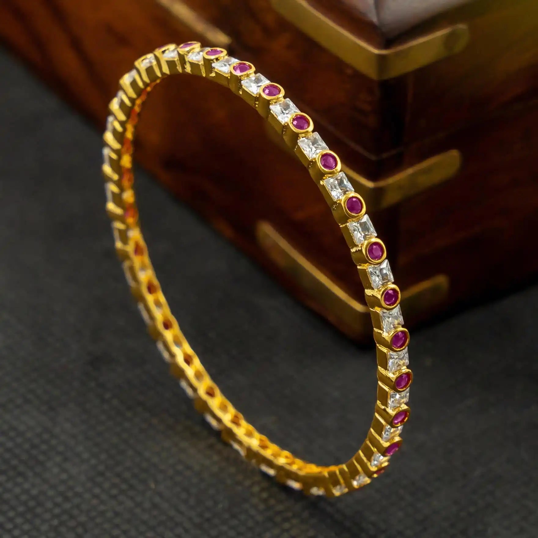 Stone Bangle PSB26WR 23 032