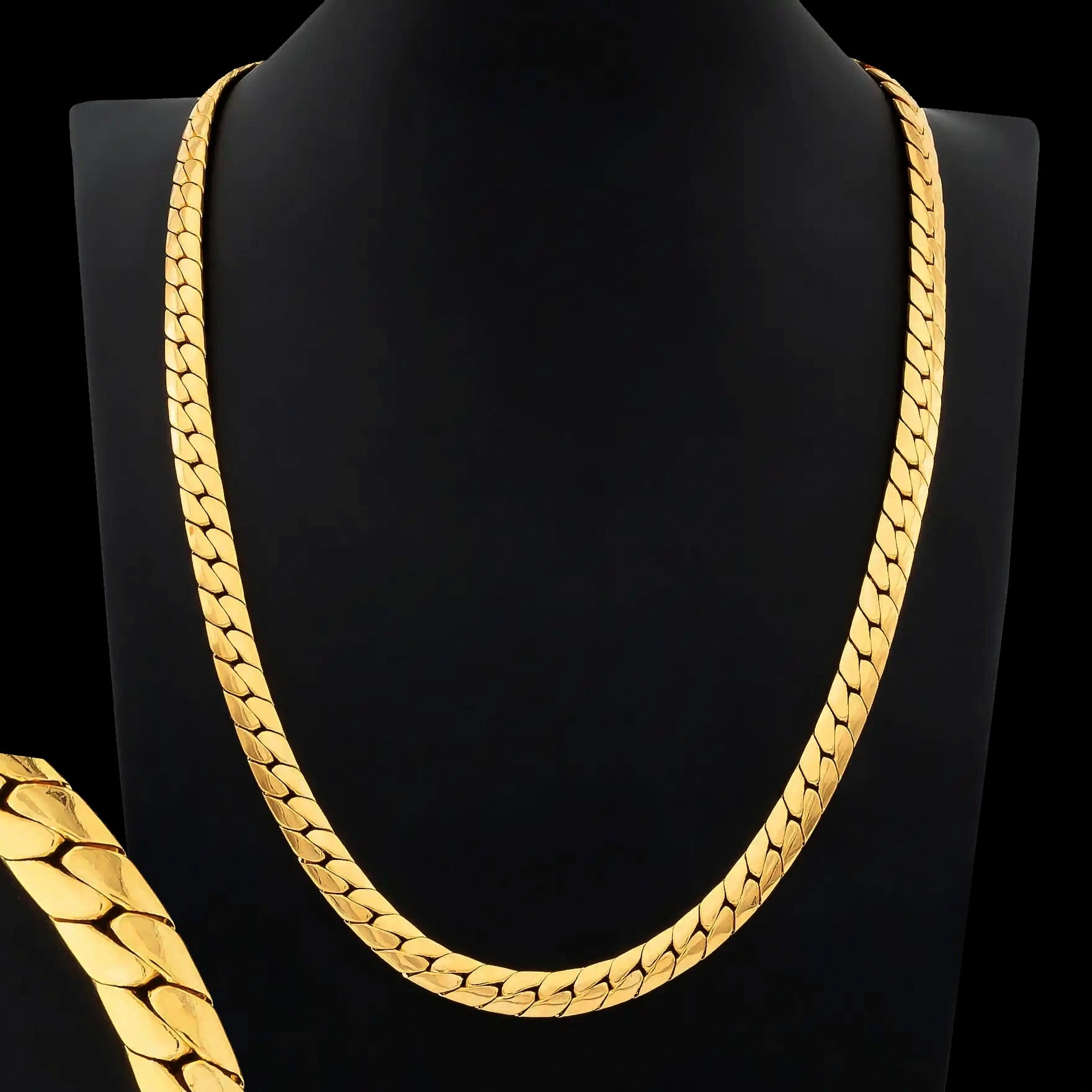 Curb Bar Link Chain Gold Layered