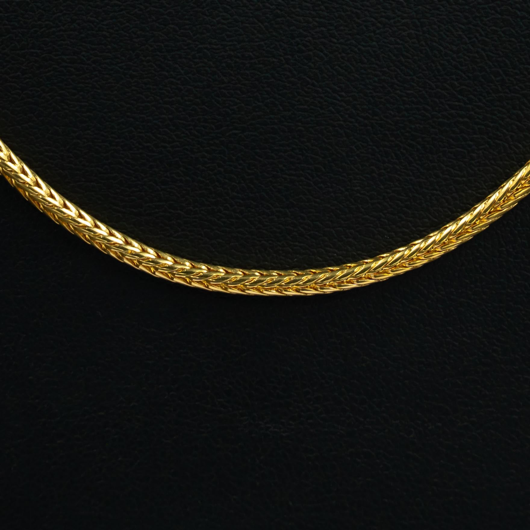 Buy Latest 24k Gold Chain Designs Online | Parakkat Jewels