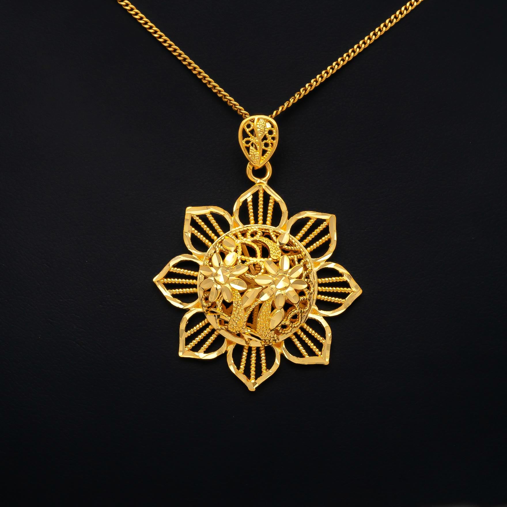 Pendant for women 