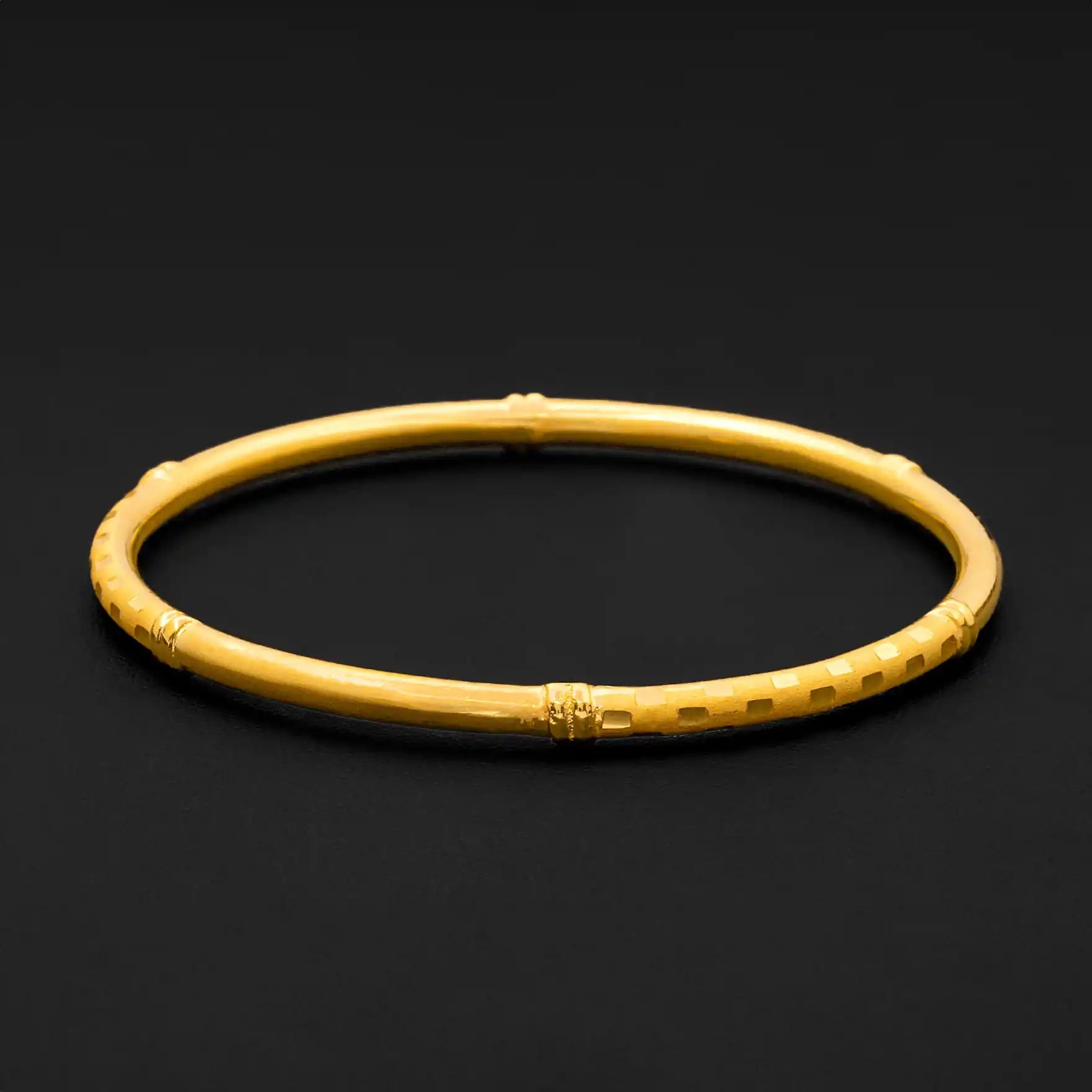 GOLDEN BANGLE PGB48-051