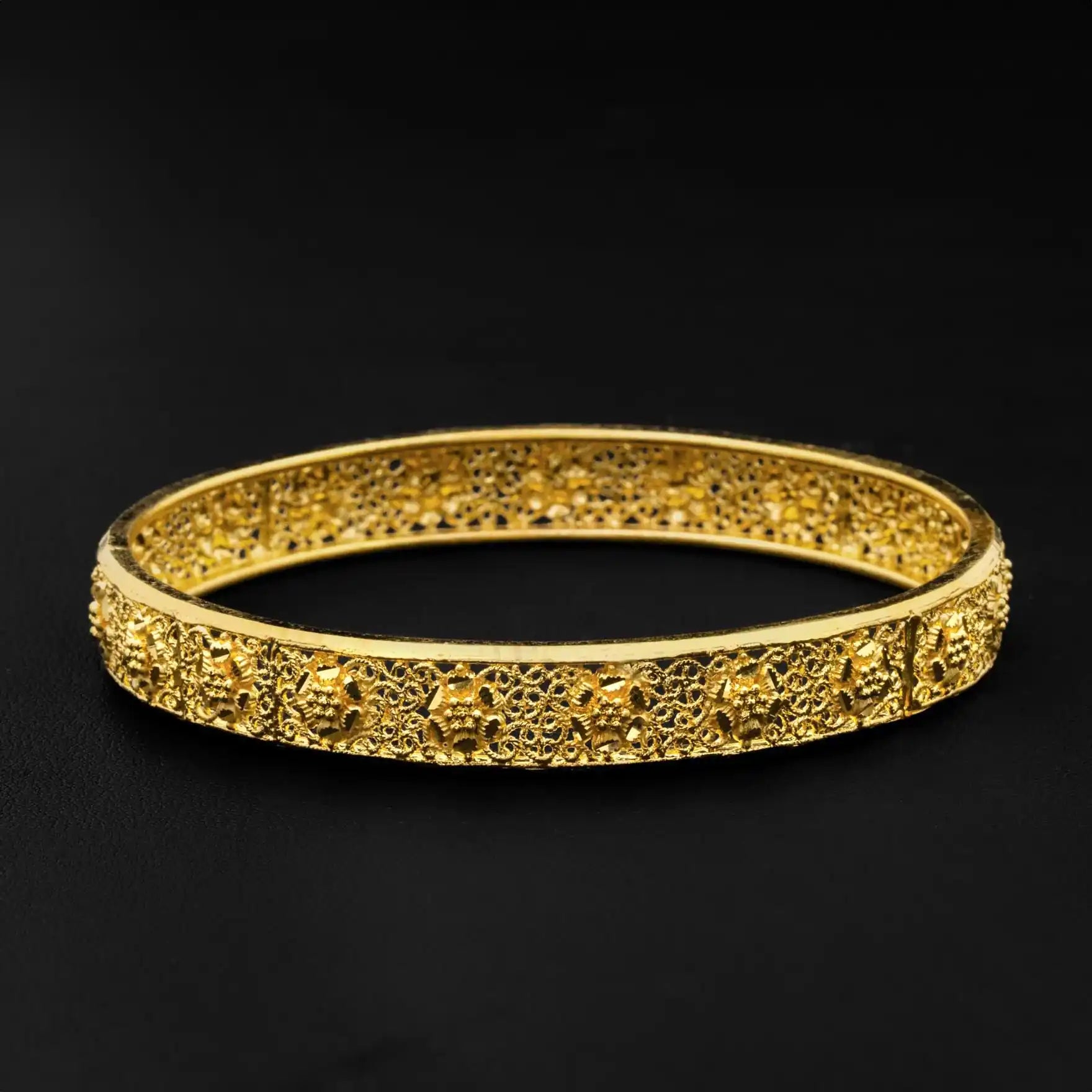 24ct Heavy Gold Layered Spanish Bangle PGB4-022