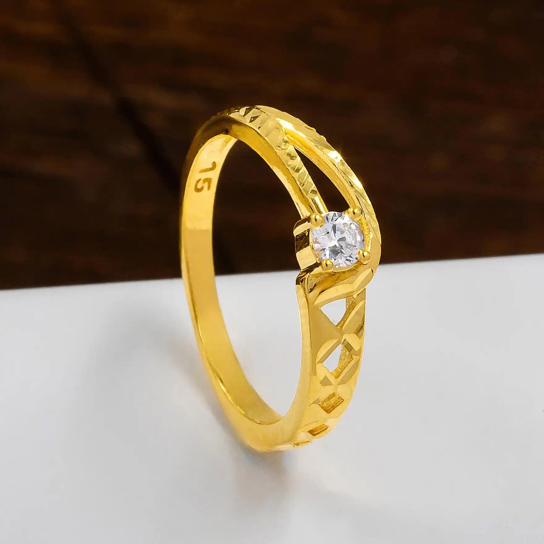 Stone Ring PSR222W-021