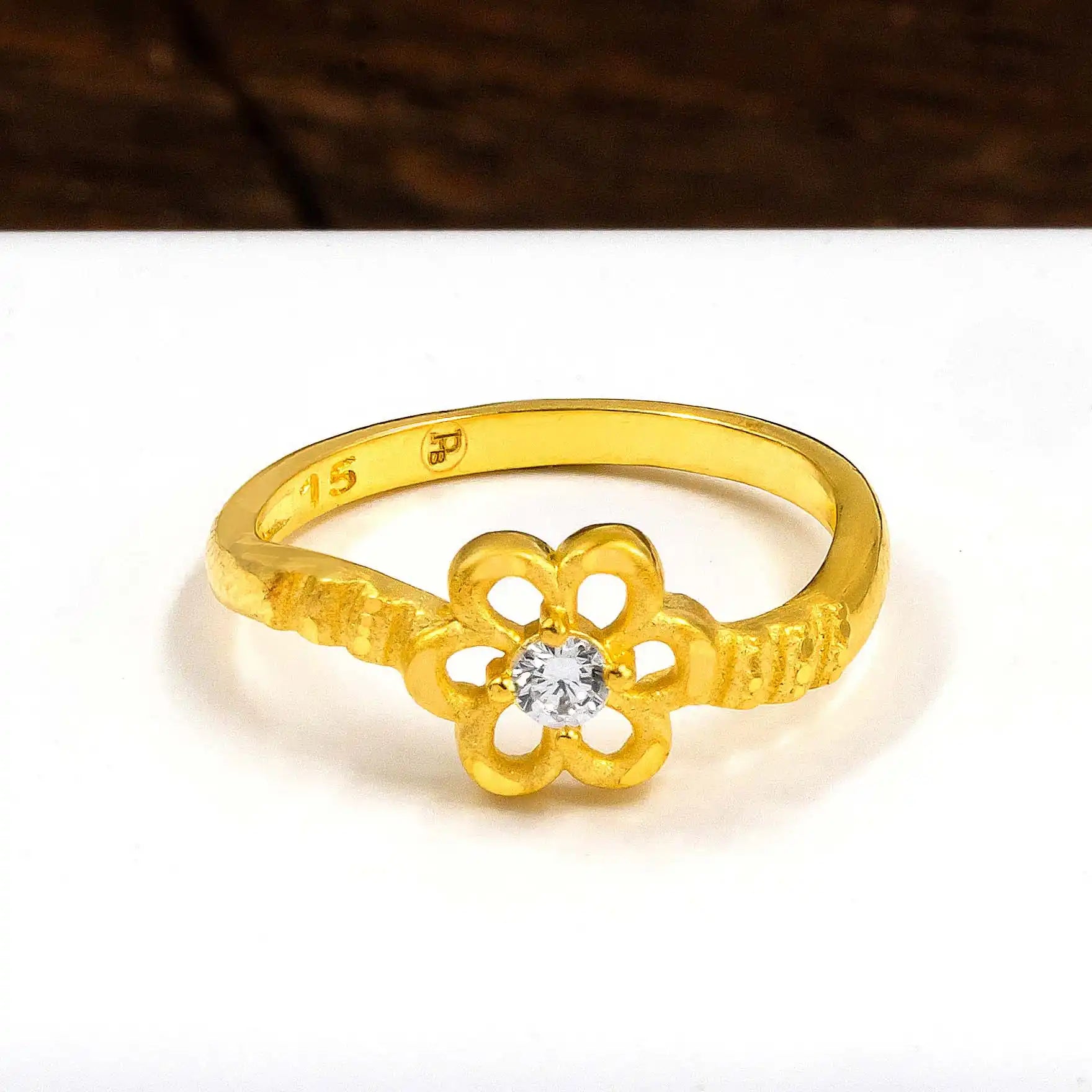 Stone Ring PSR226W-021