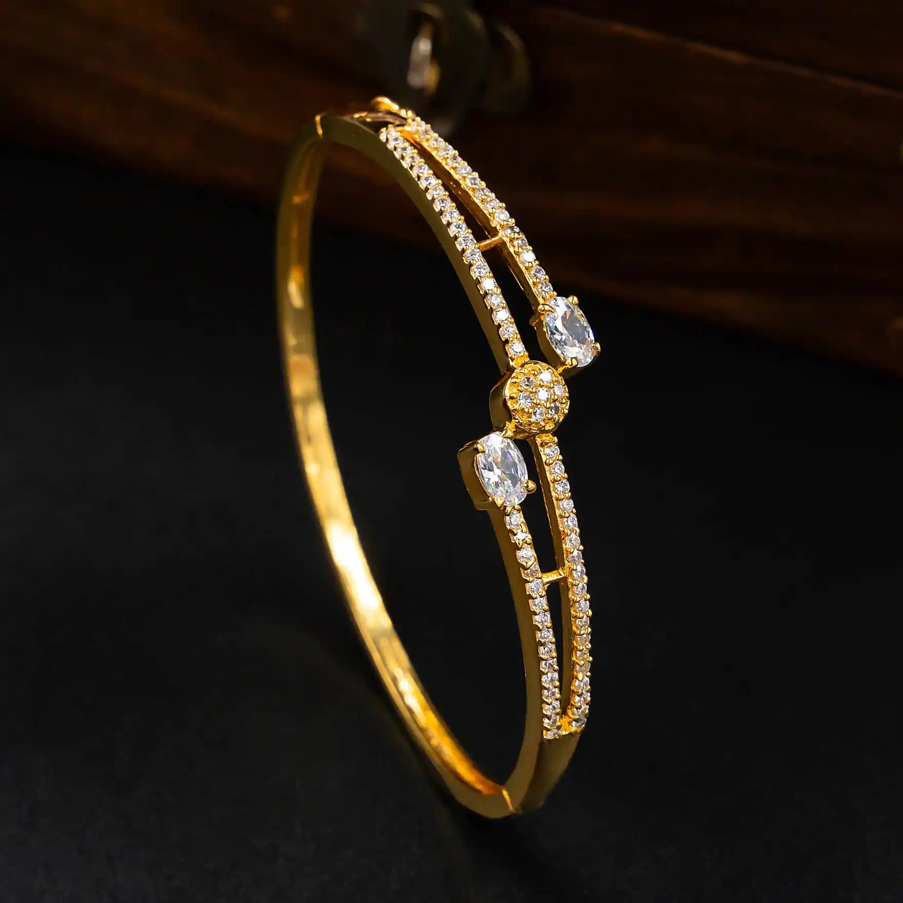 Stone Bracelet Bangle PSBRB66W-25-002