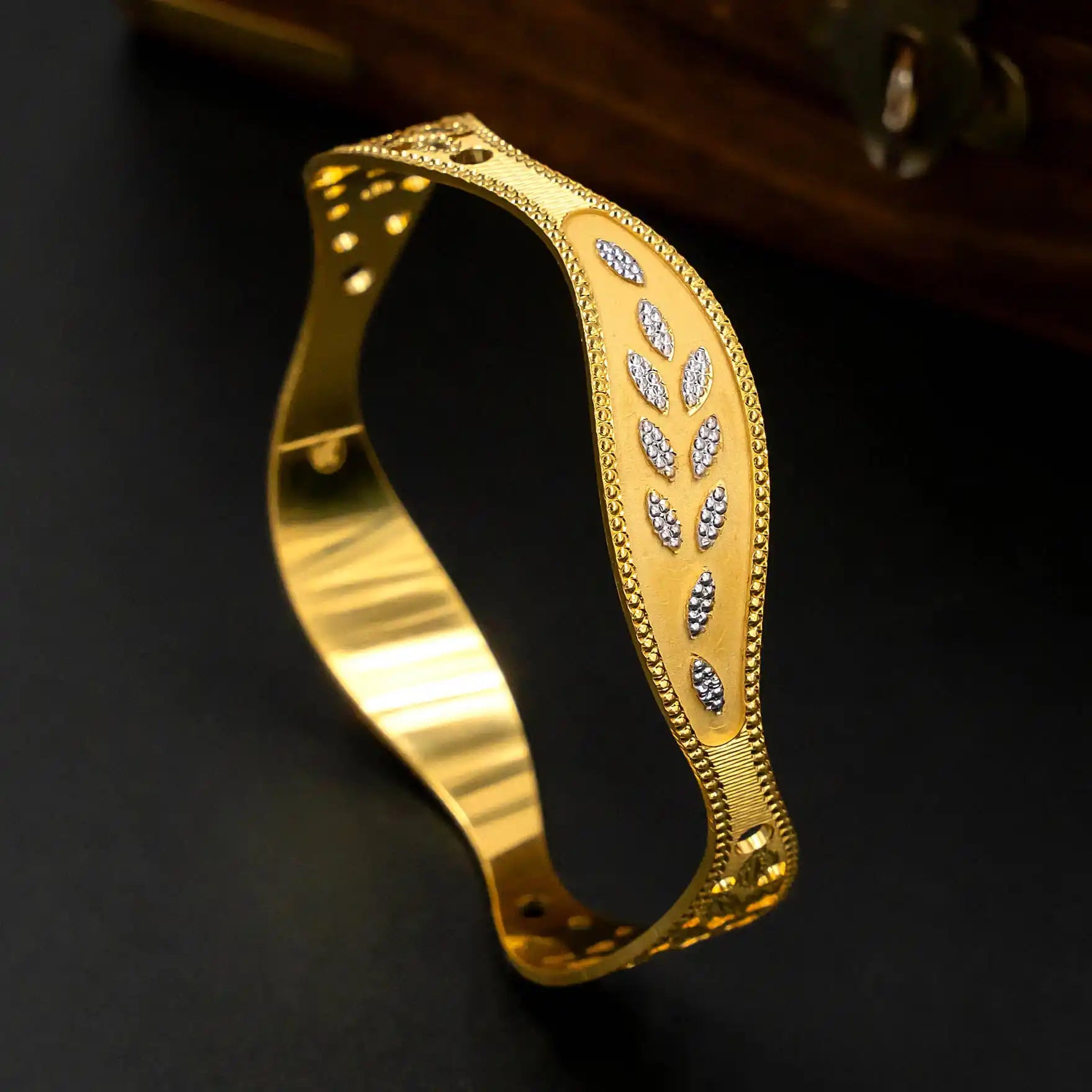 Rhodium Bangle PRGB91-062