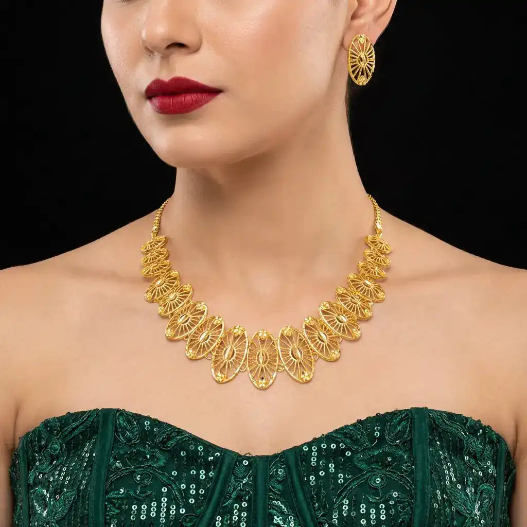 GOLDEN NECKLACE SHORT WITH GOLDEN STUD PGNS14-086, PGST12-001