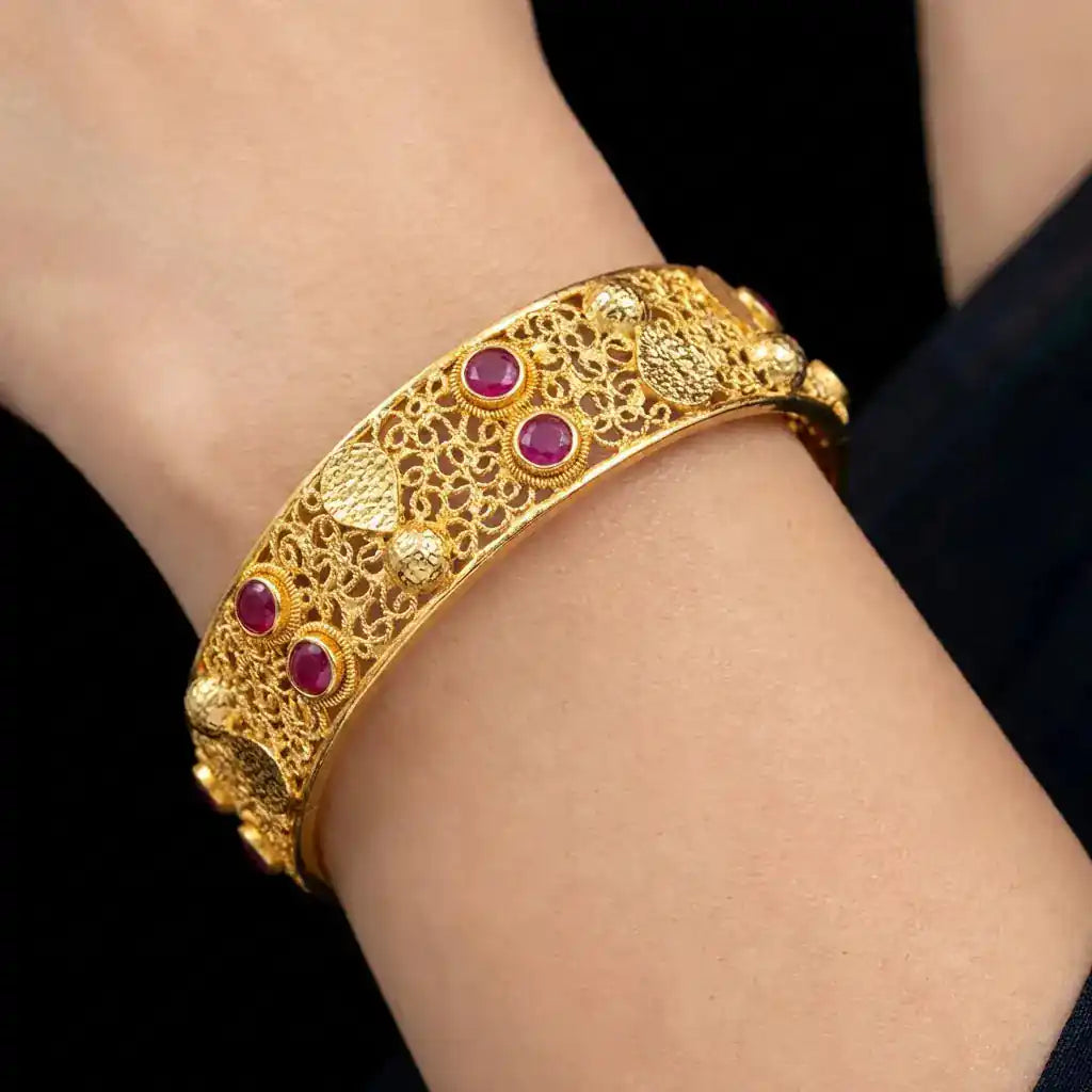Geru Bangle PSGRBSR6R-24-006 - Gold Plated Jewellery | Parakkat Jewels