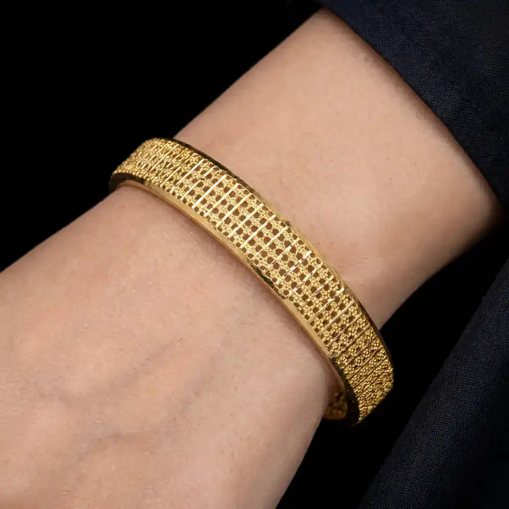 Golden Bangle PGB26-052