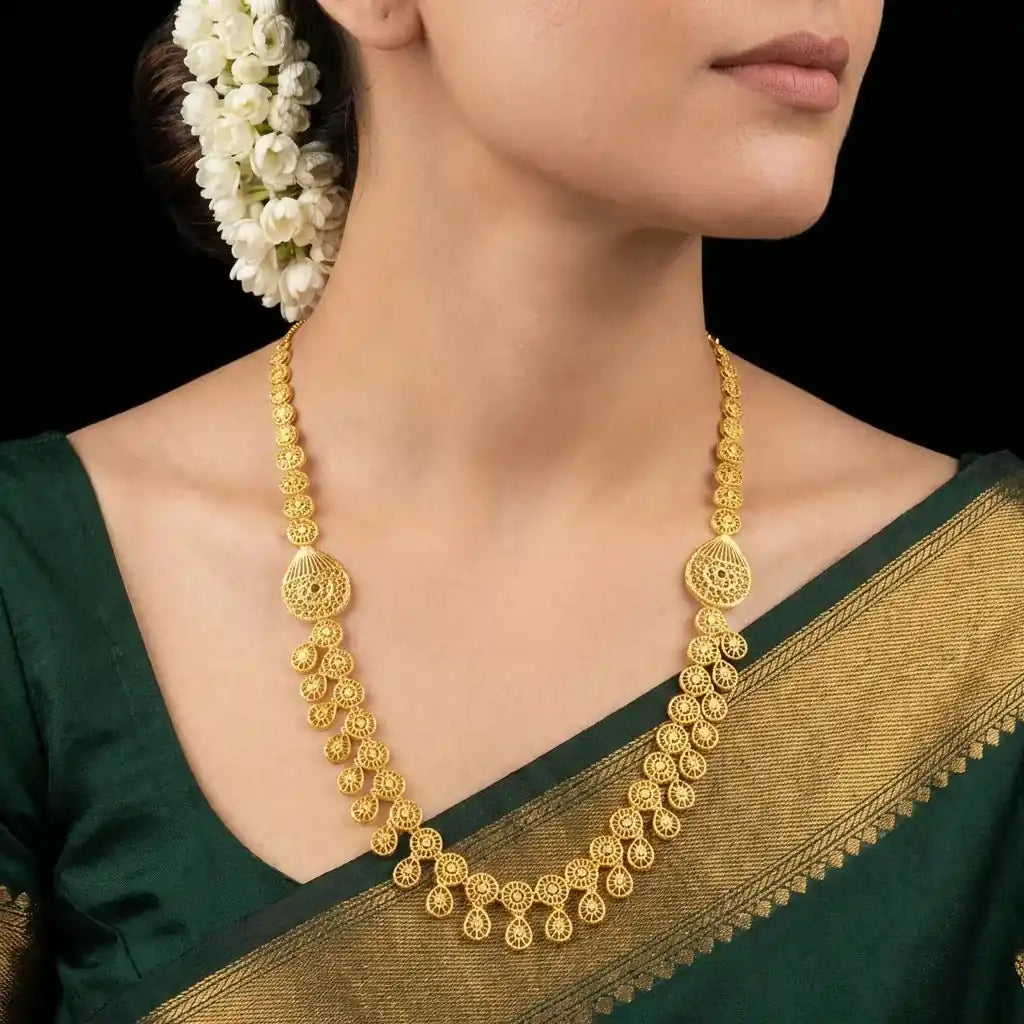 Golden Necklace medium