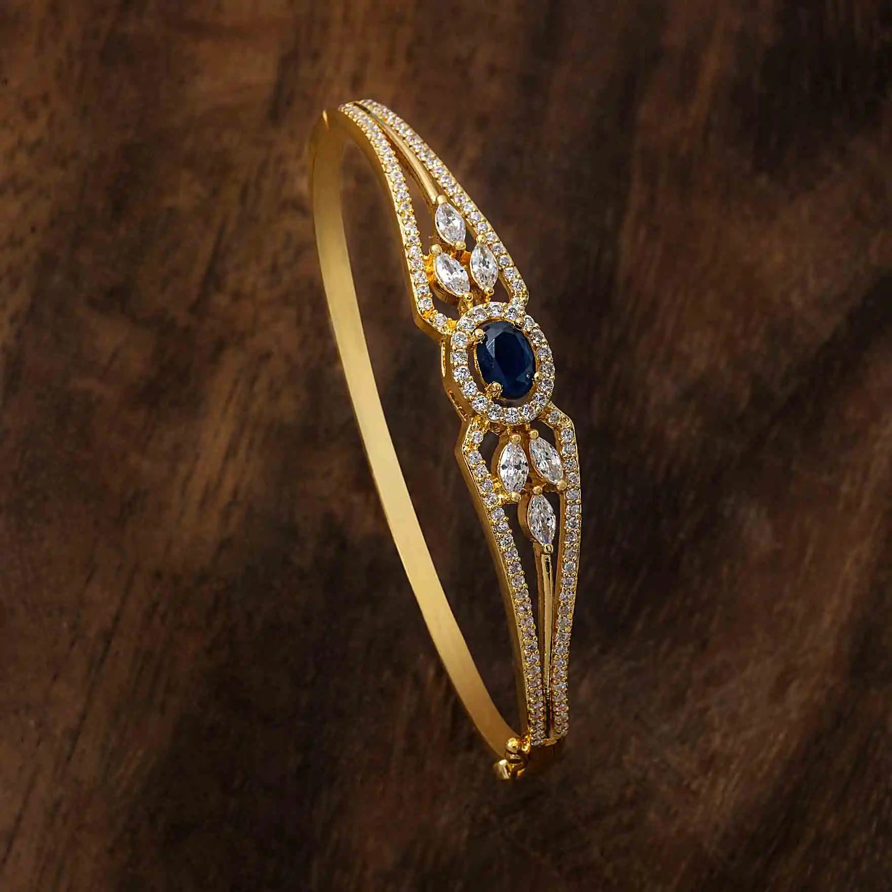 modern fashion bracelets
