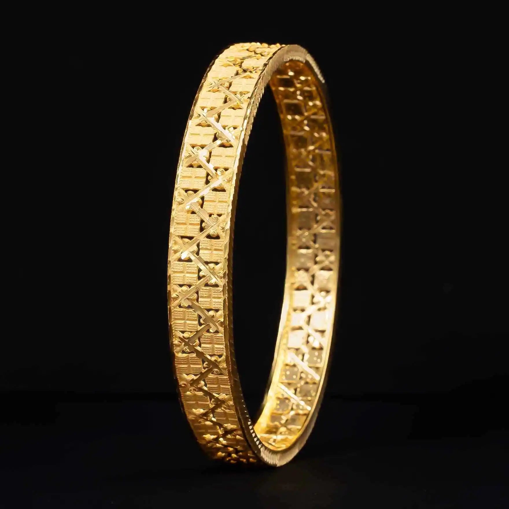Golden Bangle PGB282-571