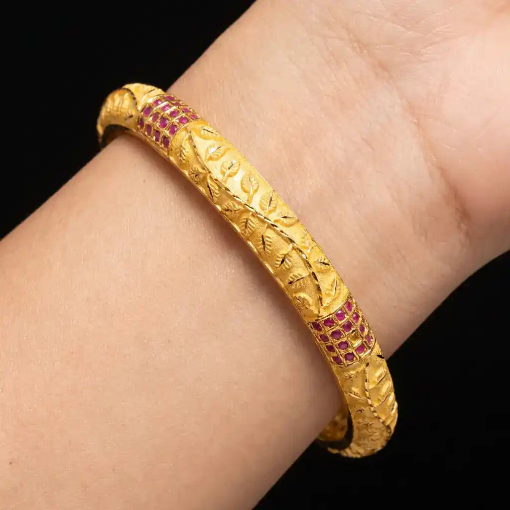 24ct Heavy Gold Layered Enamel Bangle PEB12-091
