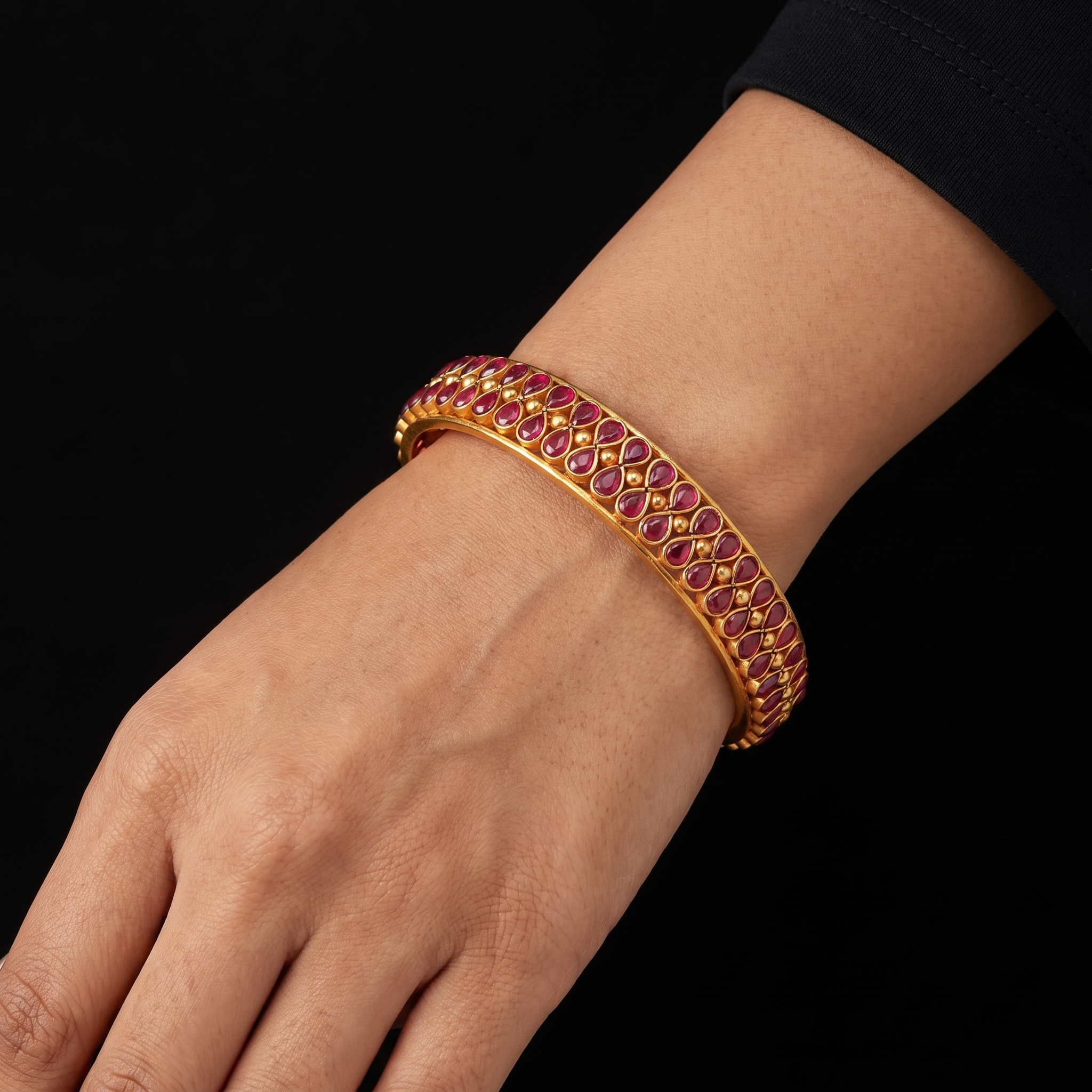 Sreshta Bangle PSGRBSR15R-006