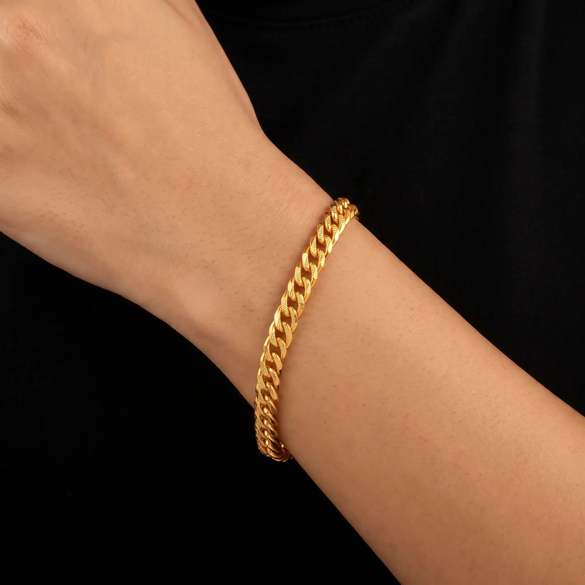 Curb Slim Flat Gents Bracelet Gold Layered