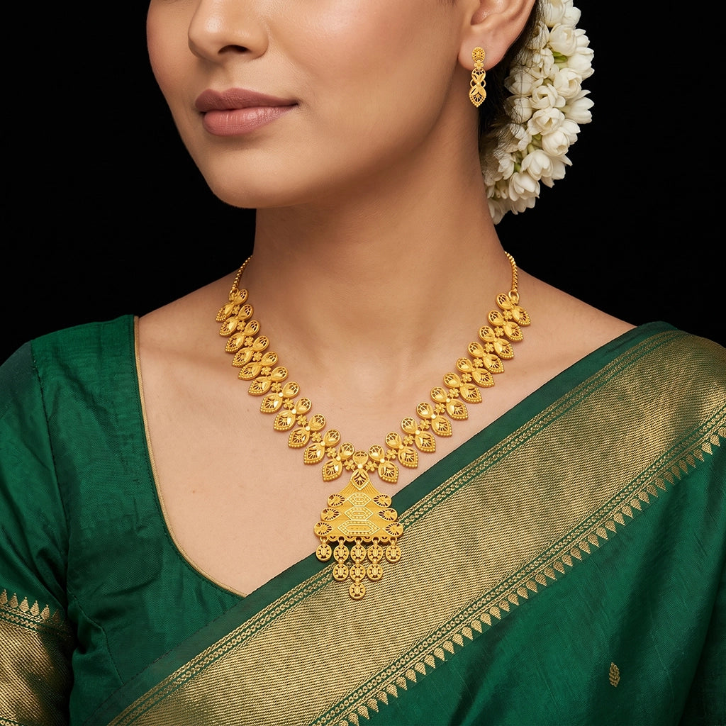 Filigree Leaf Fringe Pendant Necklace Set Short Gold Layered