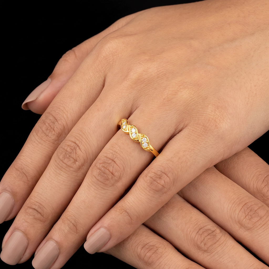 Twist Leaf Triple Stone Band Ring Gold Layered