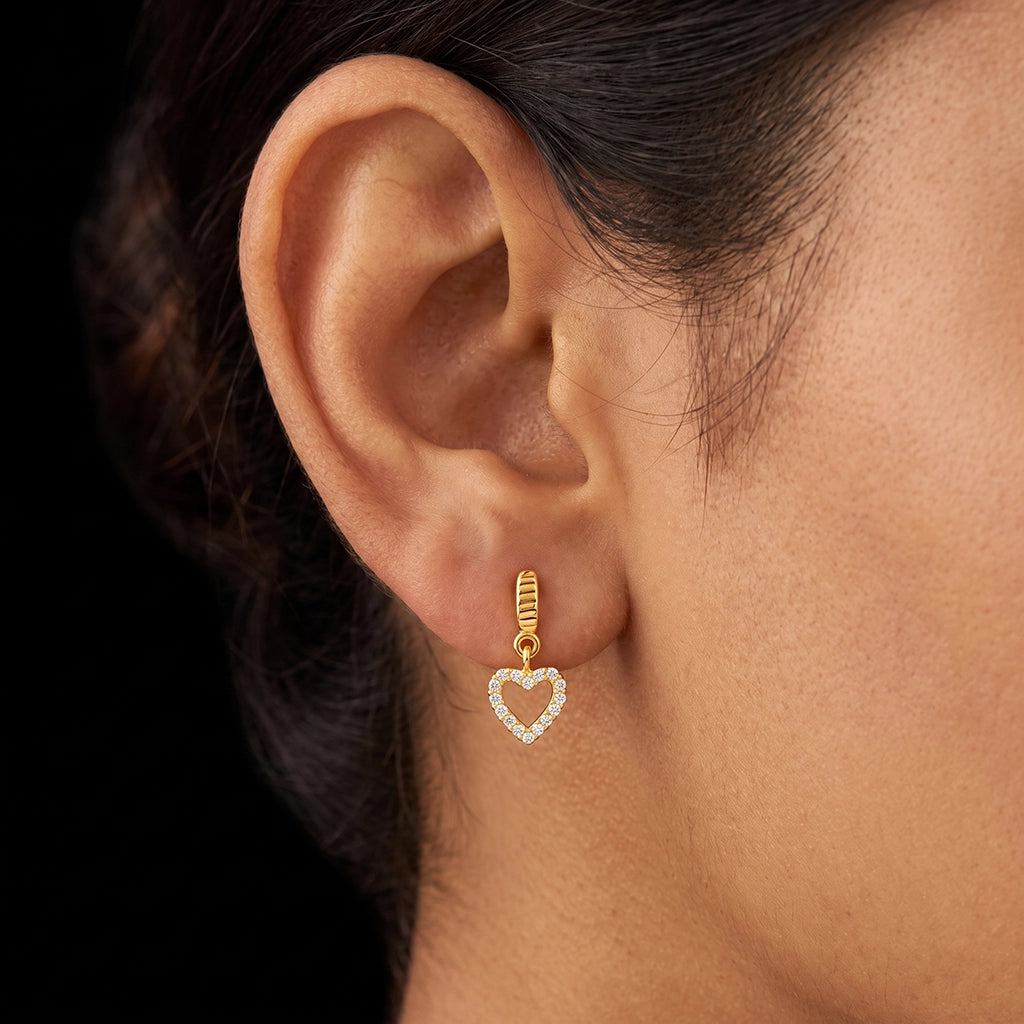Heart Outline Ribbed Hanging Stud Gold Layered