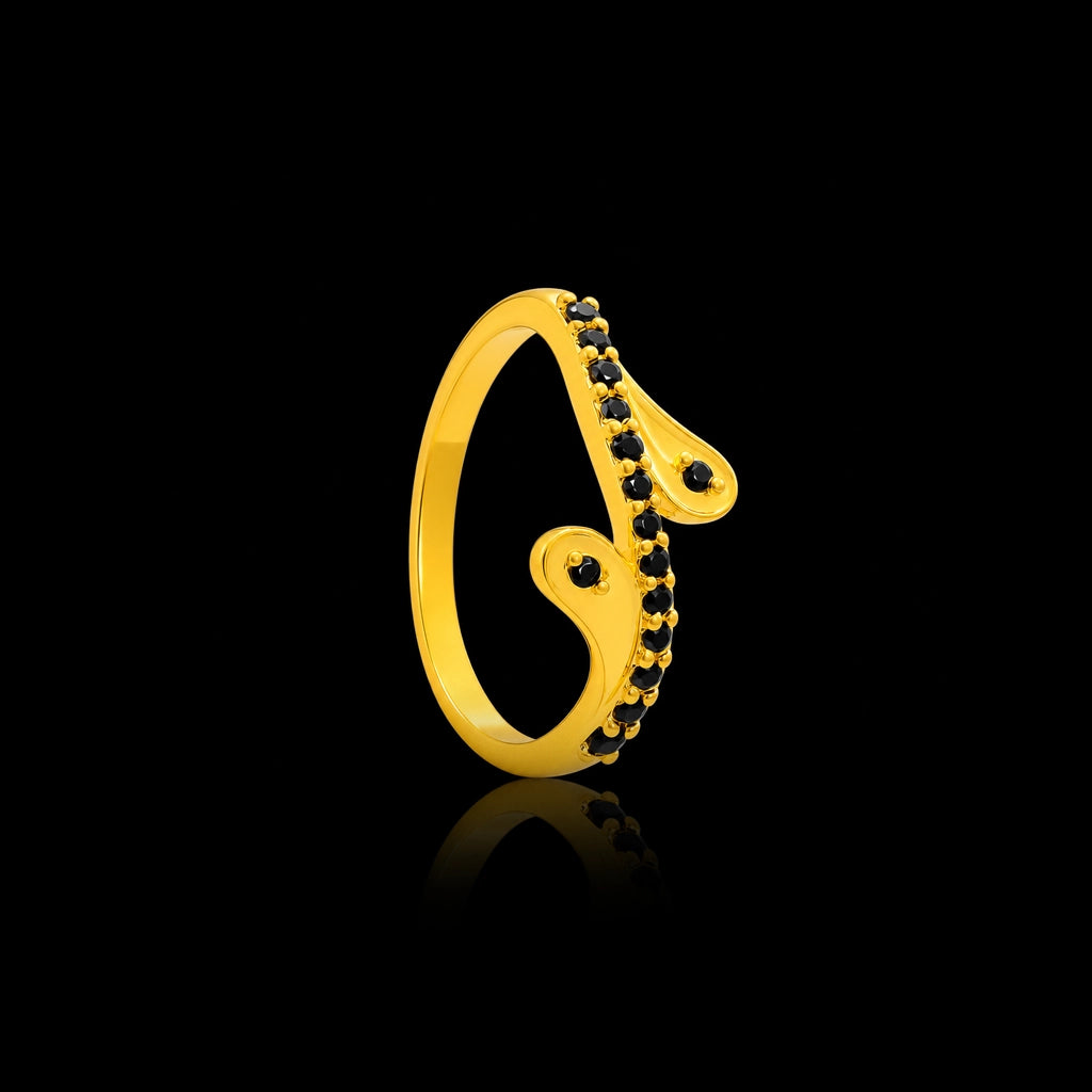 Black Curl Fine Slim Stone Ring Gold Layered