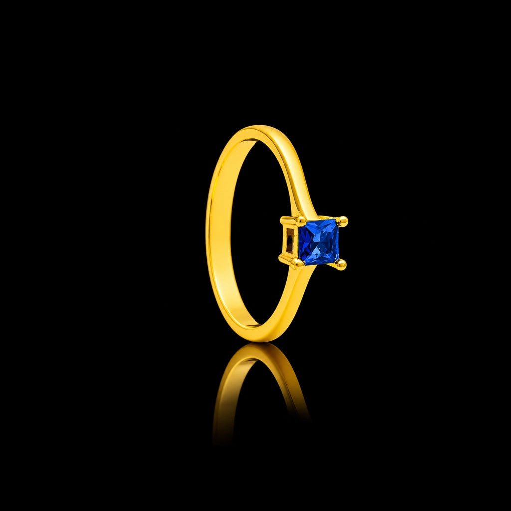 Blue Square Claw Fine Stone Ring Gold Layered
