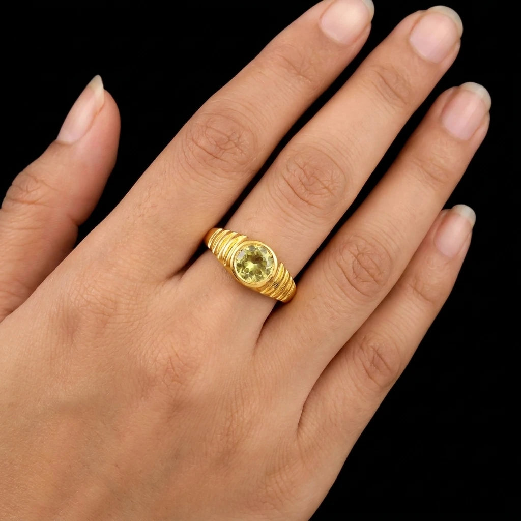 GOLDEN STONE RING PSR8Y-081