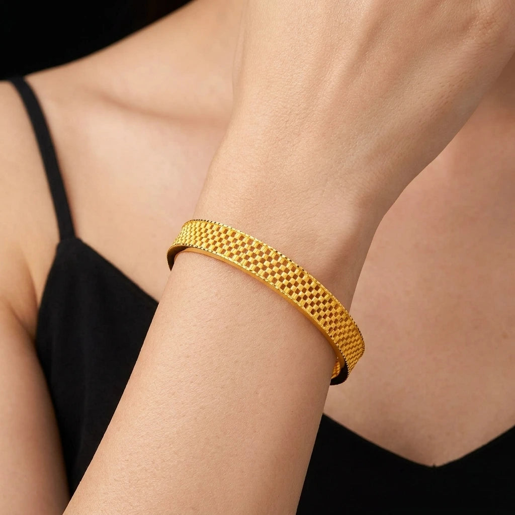 Golden Bangle PGB135-052