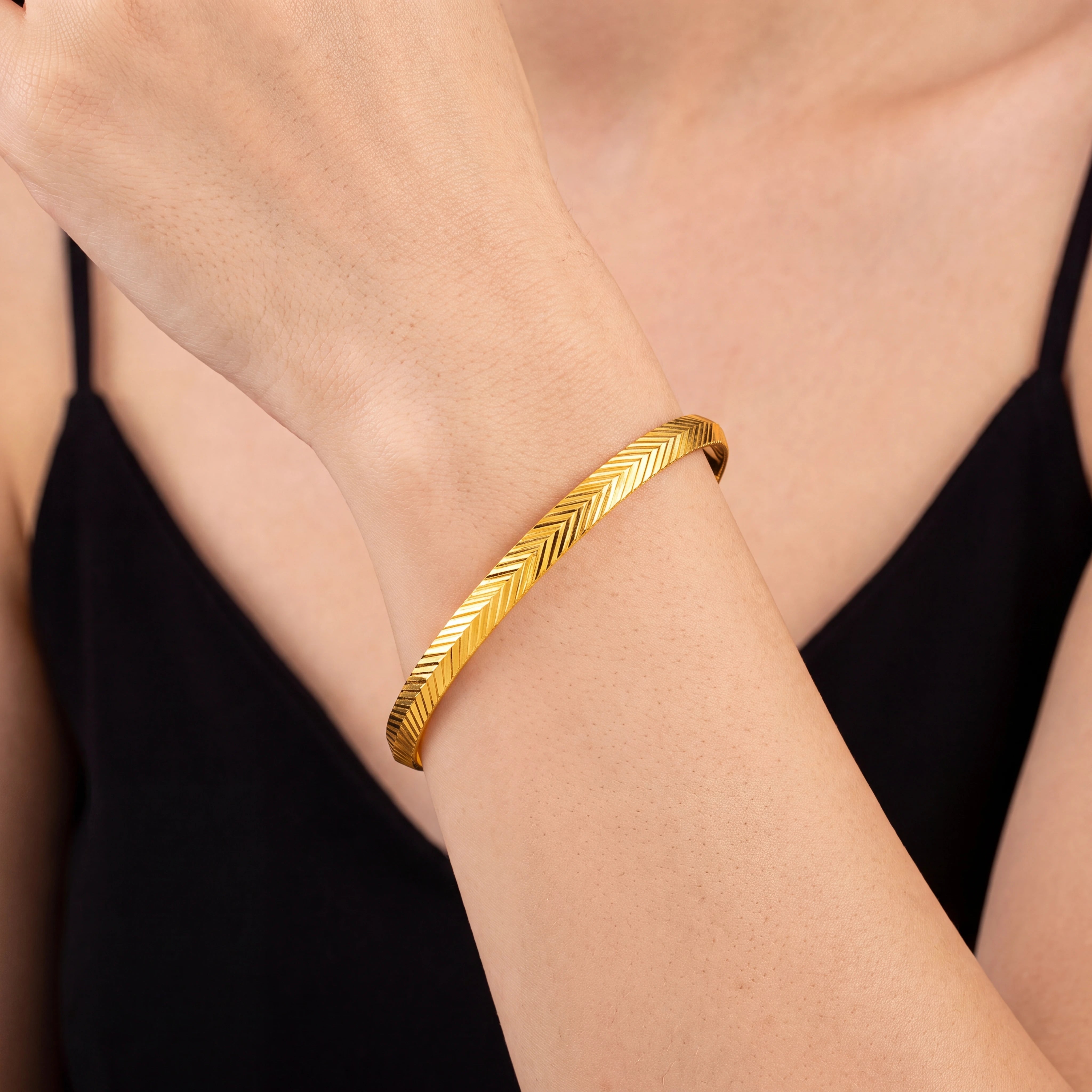 Elegant Gold Plated Bangle