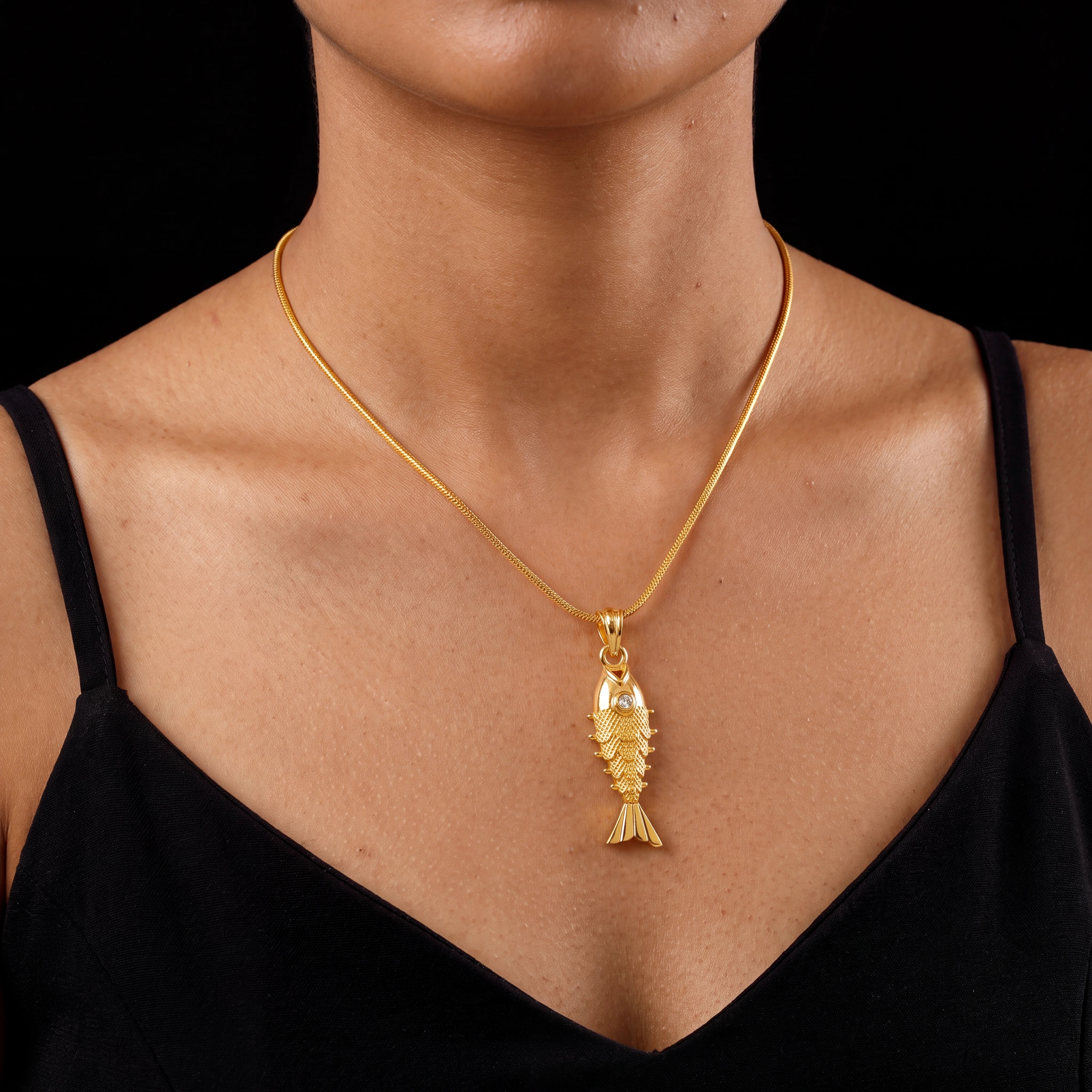 Golden Fish Pendant PSLT367aW-09