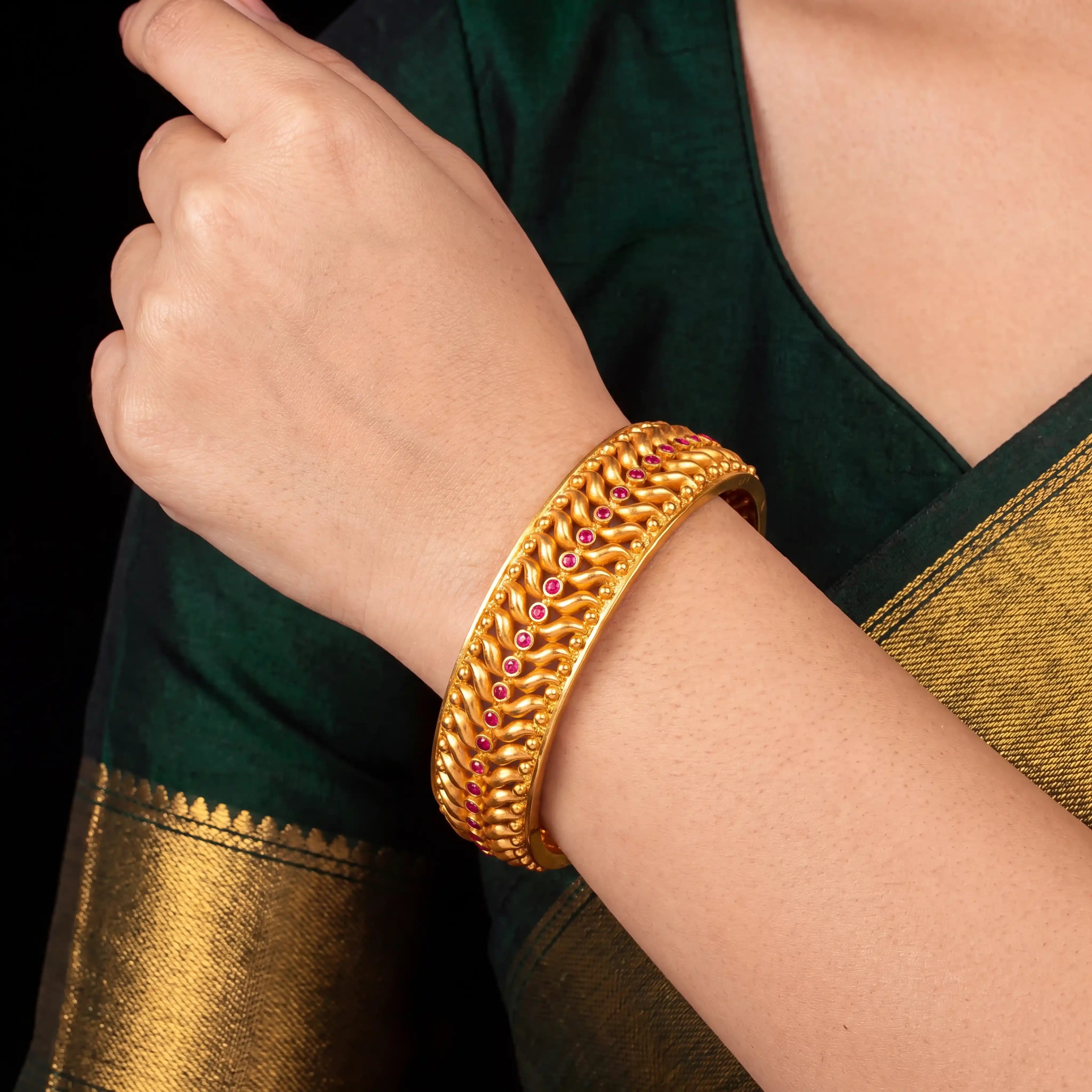 STONE GHERU SRESHTA BANGLE PSGRBSR35R-006