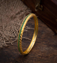 Stone Bangle PMSB12G-004