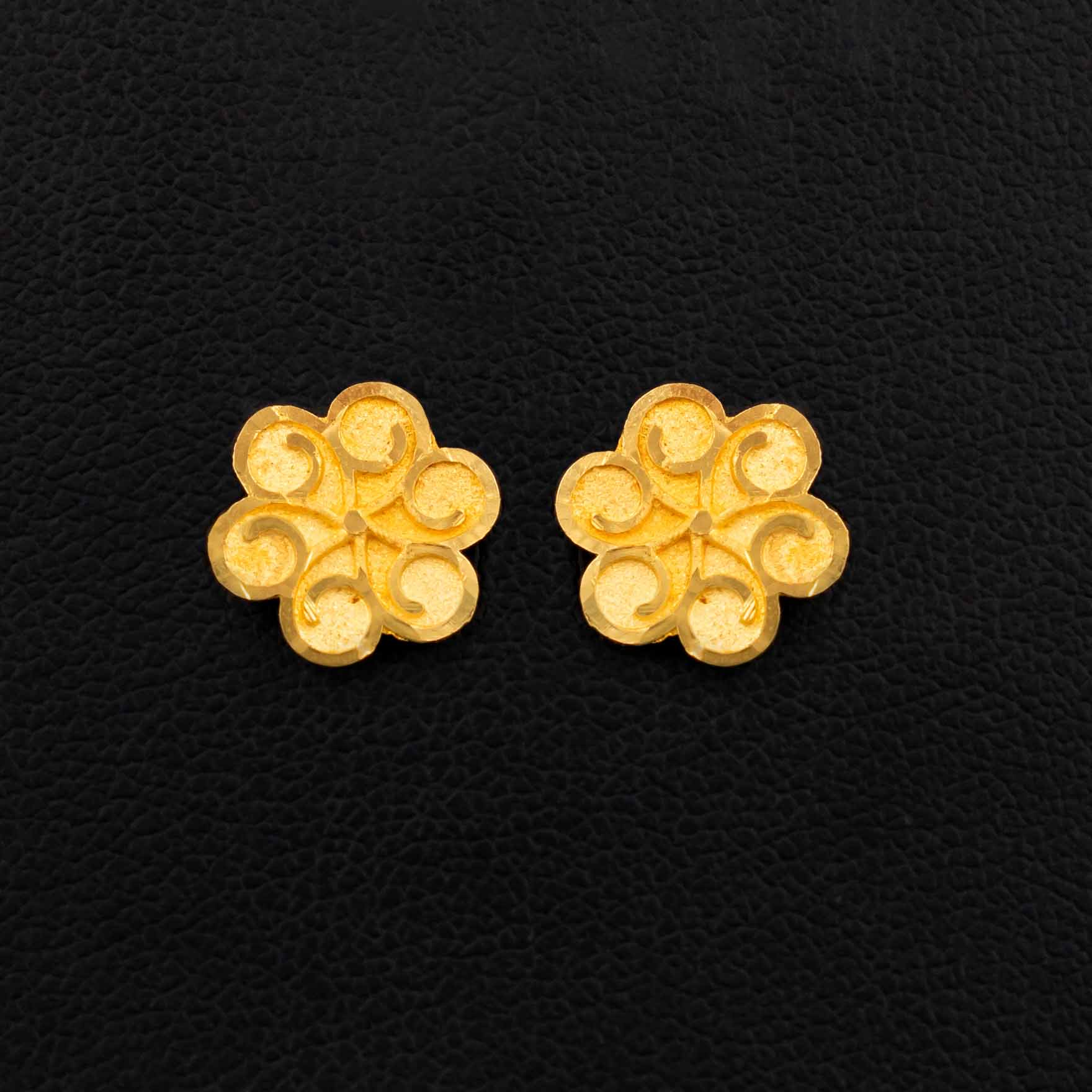 Gold earring PGSTX190-07